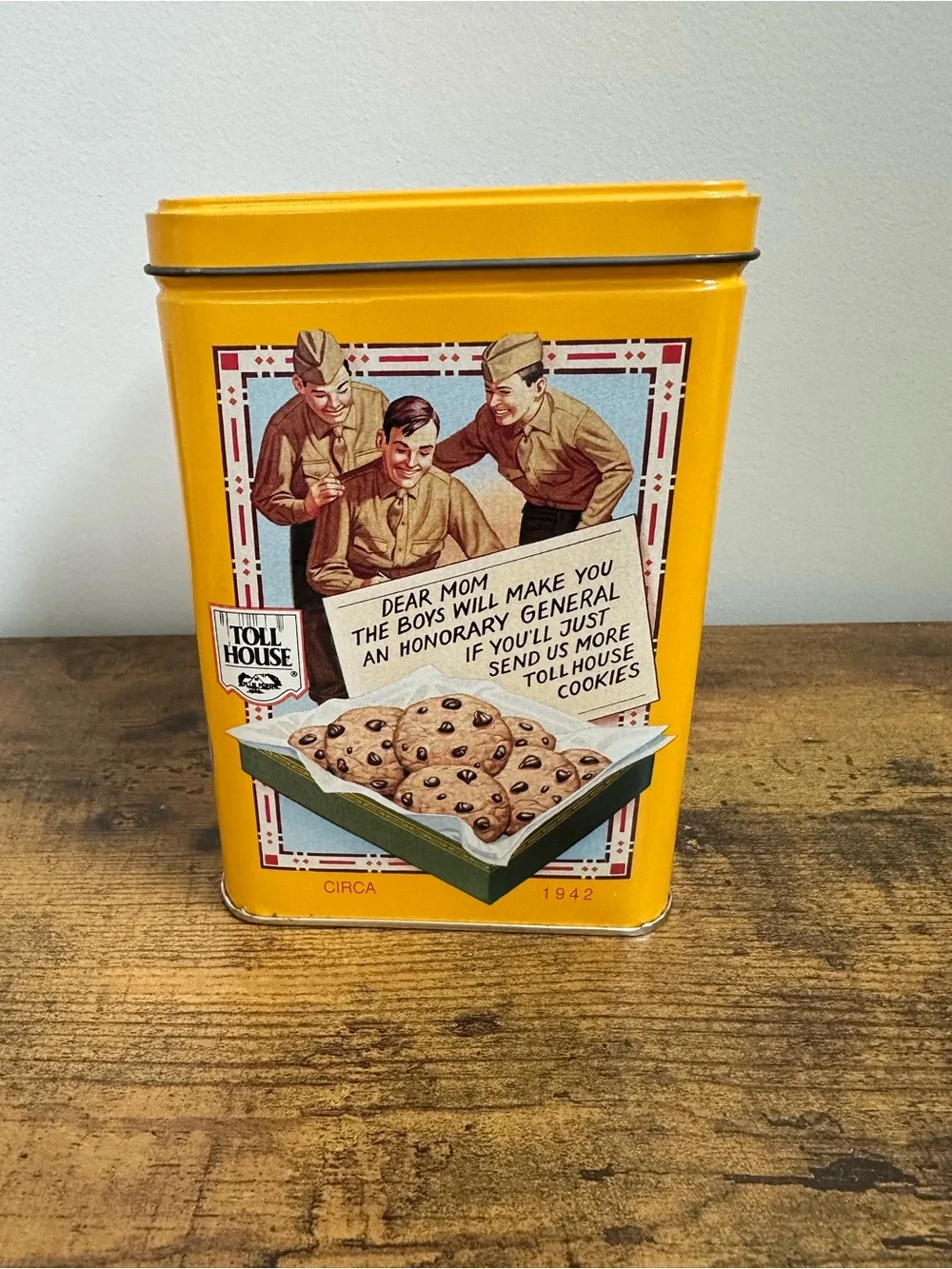 Toll House Cookie Tin